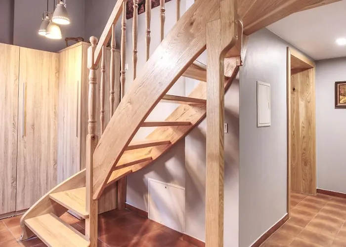 Deptak, Sun & Snow Karpacz