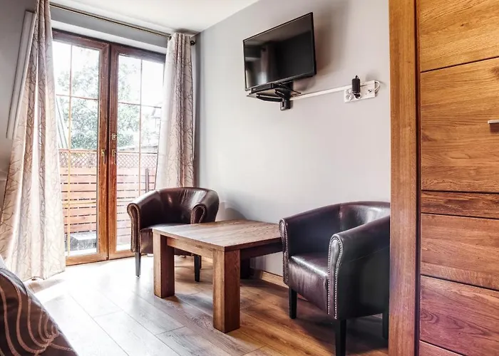 Deptak, Sun & Snow *